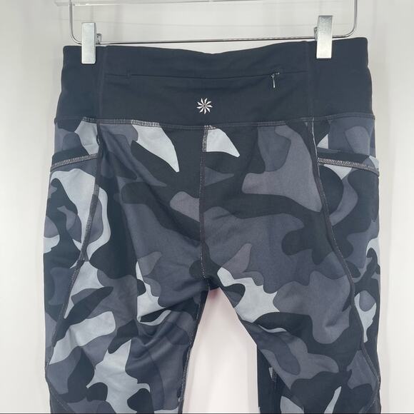 ATHLETA Bundle Capri Leggings Camo & Tie Dye Athletic Gym Run Fitness SZ Medium - Picture 6 of 15